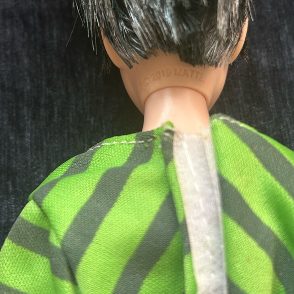 2019 BTS barbie! - Picture 4 of 8